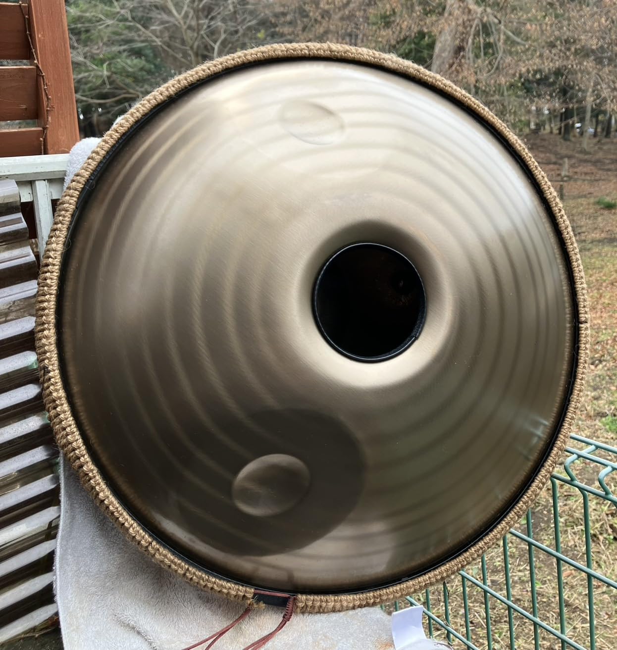 Amazon | 弥音閣ハンドパン - 432Hz D調、心を癒す音楽体験 ハンド